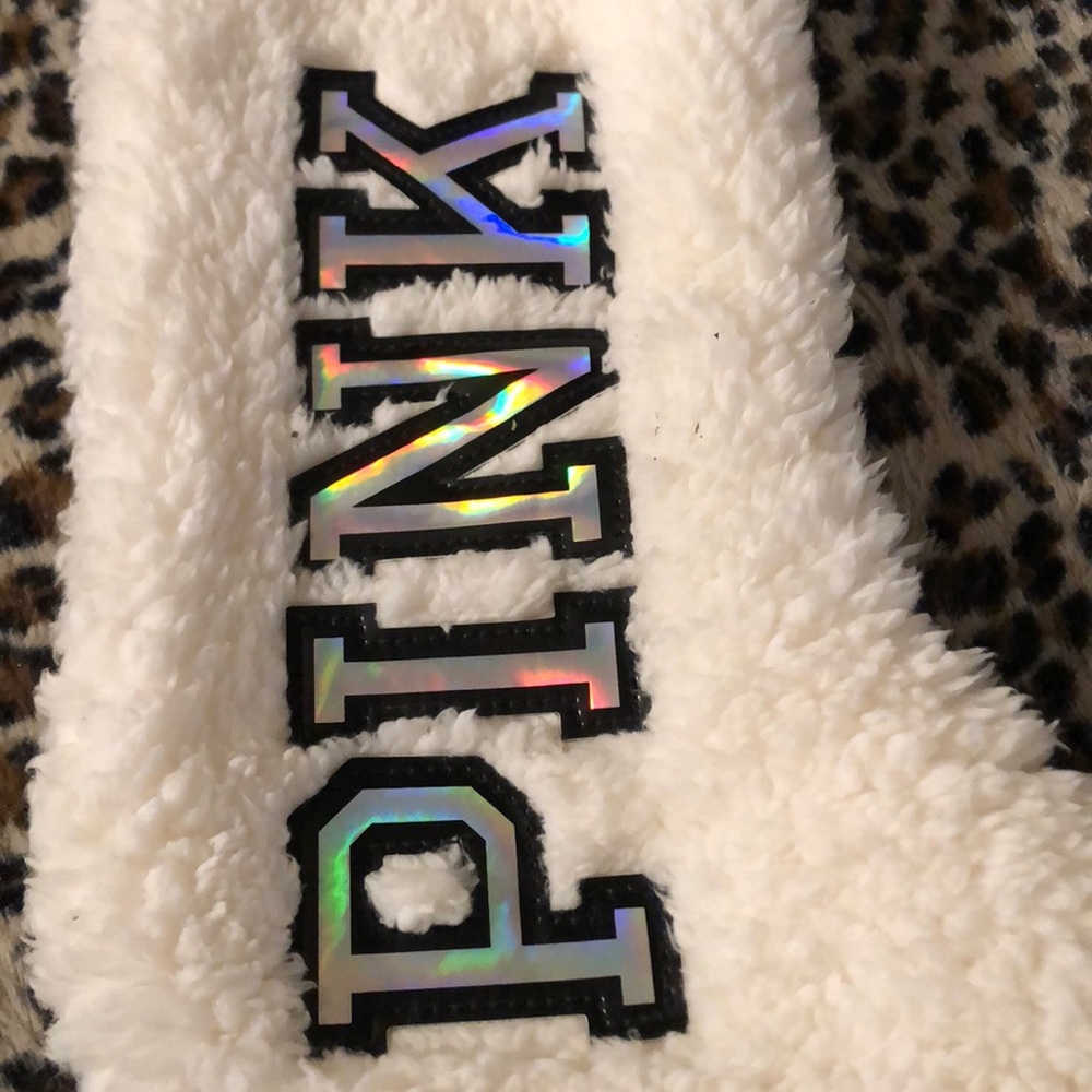 Pink holiday stocking - Picture 2 of 4